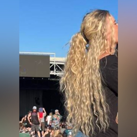 Natural Curly Ash light Blonde Volumizing beautiful Hair extesnsions Set 24 in - Picture 5 of 10